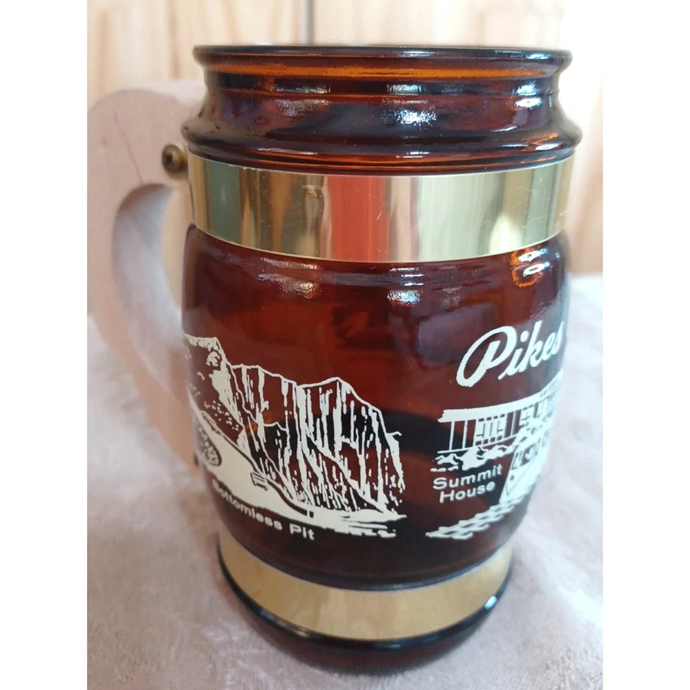 VTG Pikes Peak Colorado Brown Barrel Mug Wood Handle 13 oz Siesta Ware